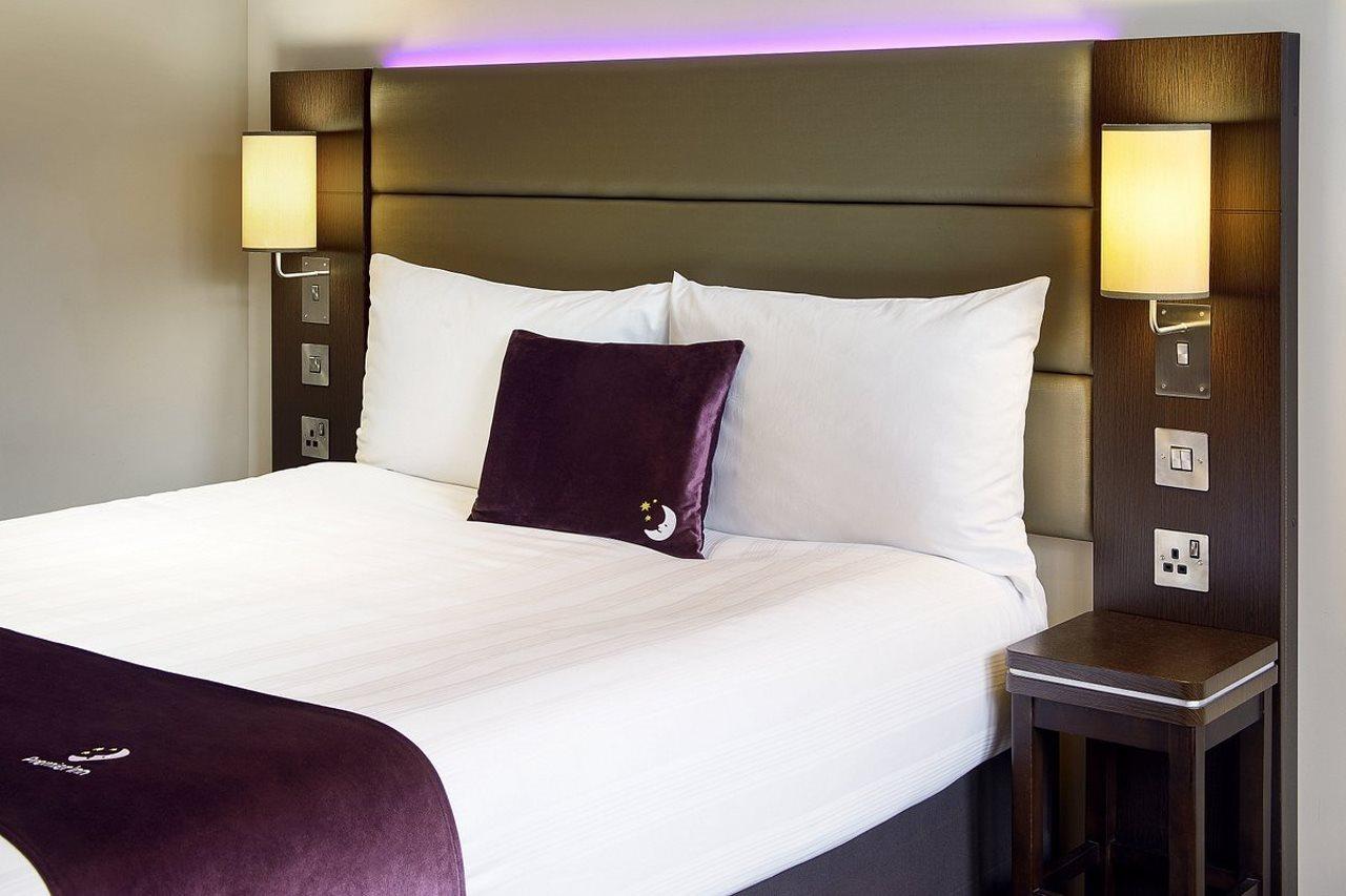 Premier Inn Rotherham East M18/M1