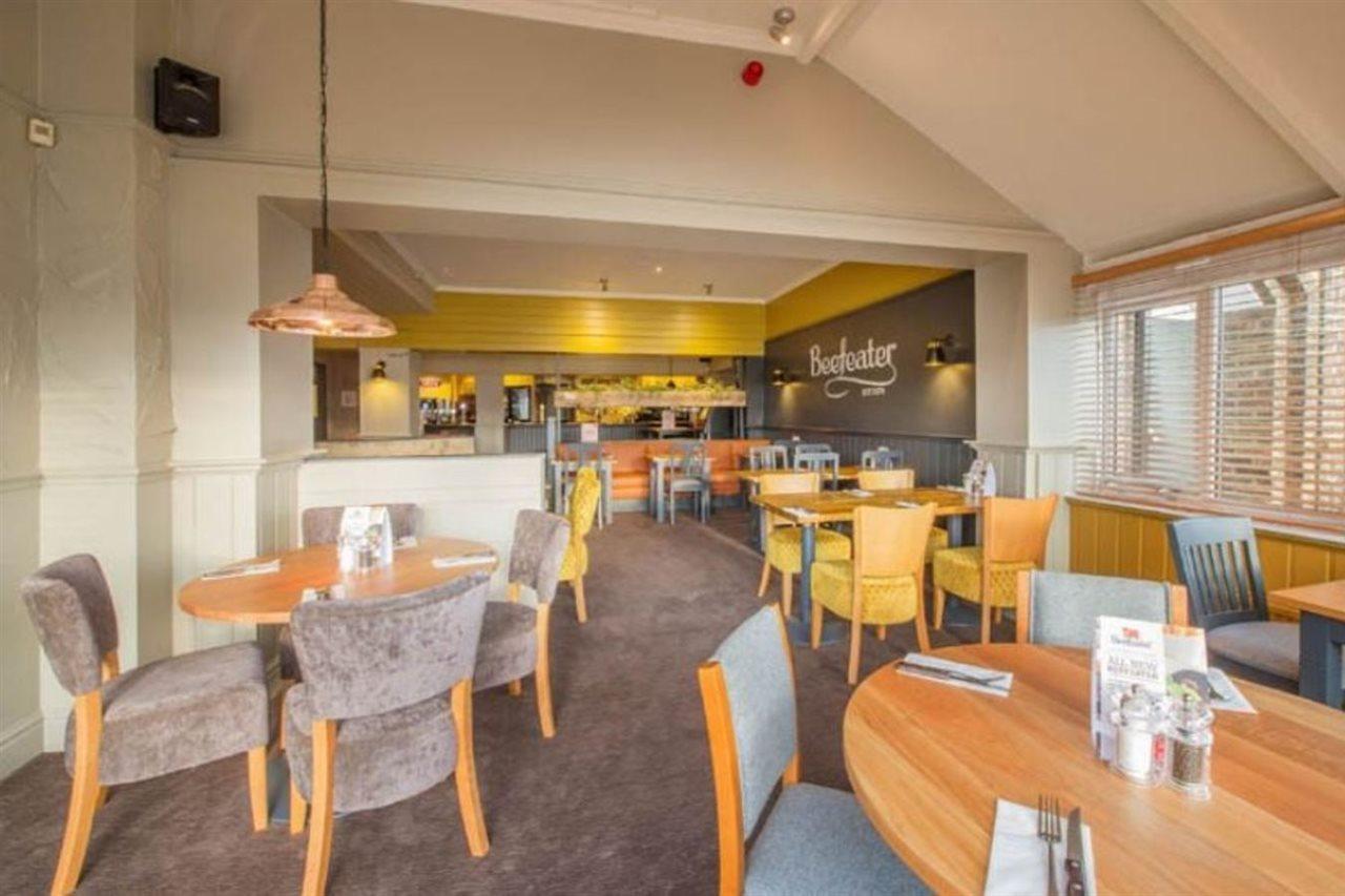 Premier Inn Rotherham East M18/M1