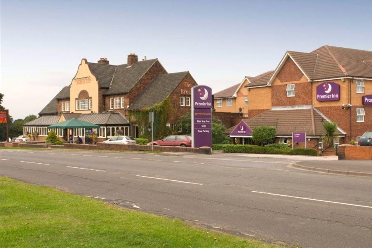 Premier Inn Rotherham East M18/M1