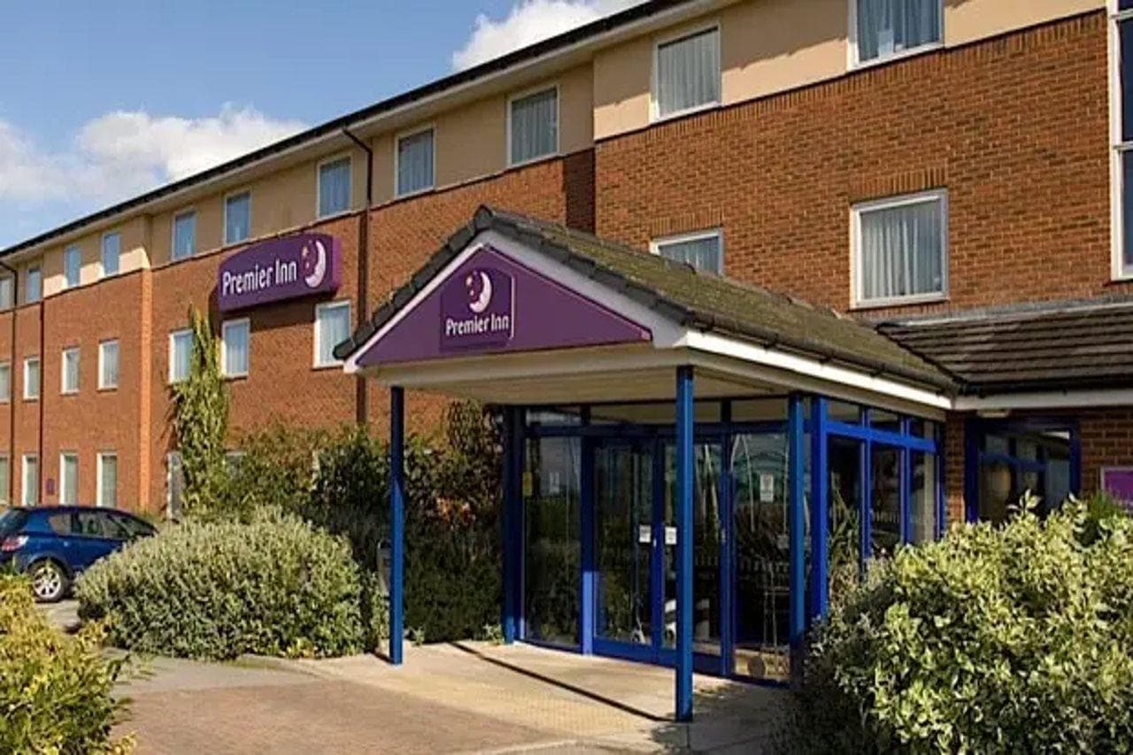 Premier Inn Wakefield South