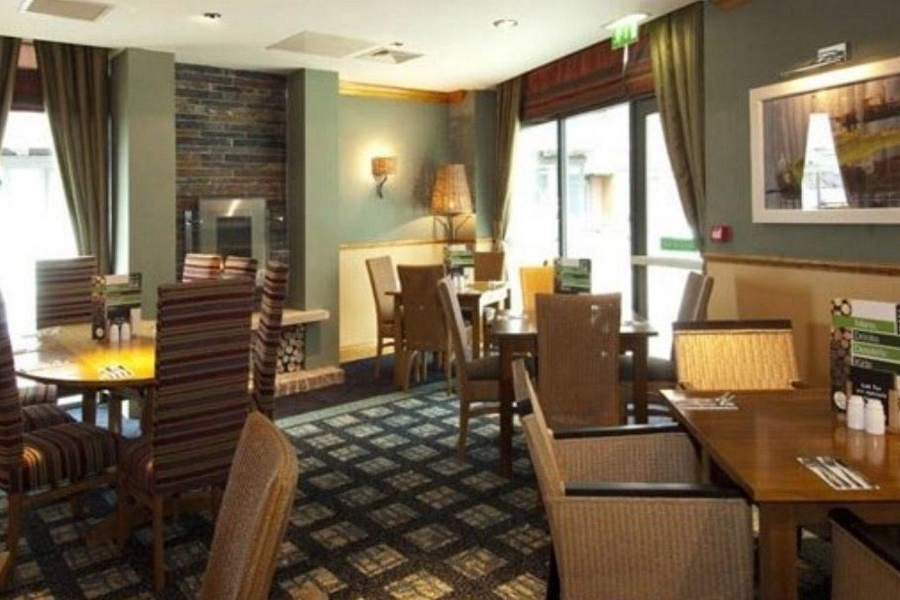 Premier Inn Ashford Central