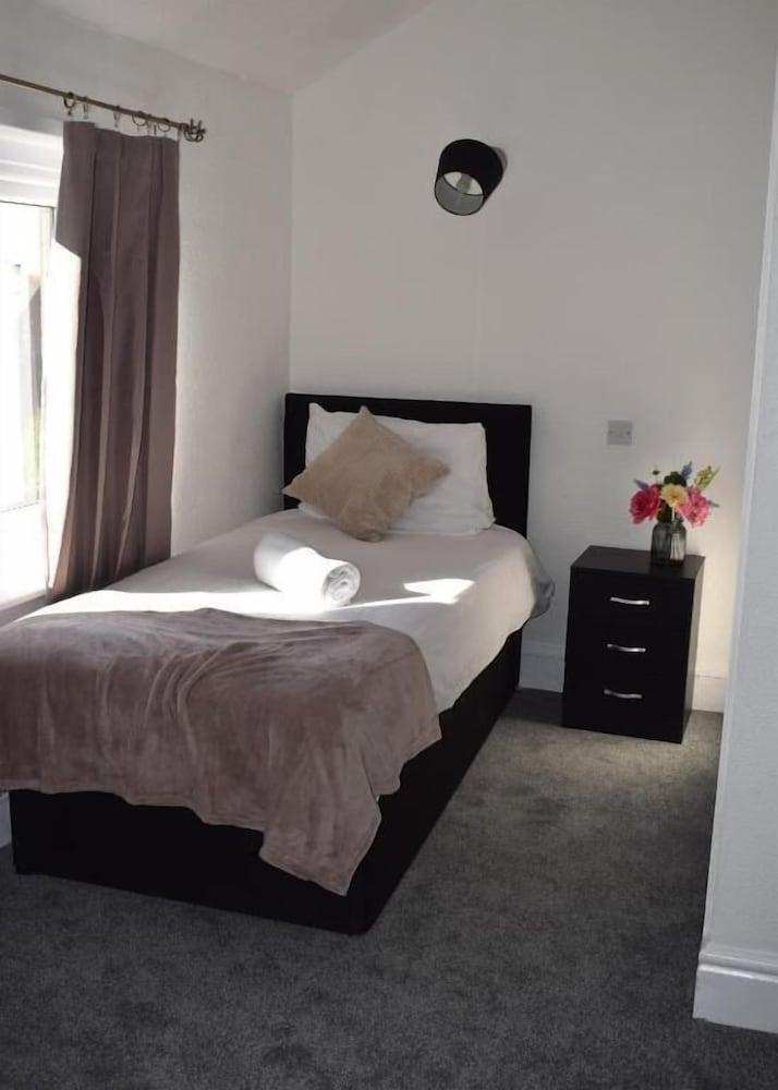 Whitburn House Hotel