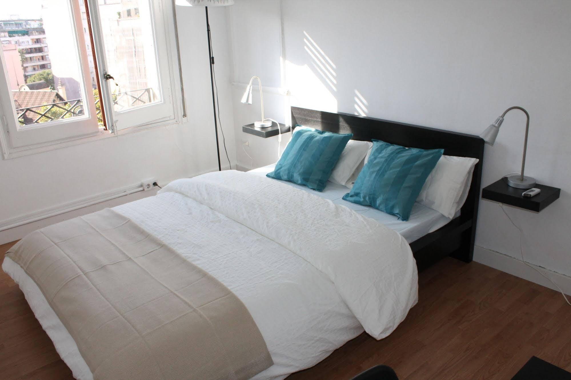 Wow Hostel Barcelona