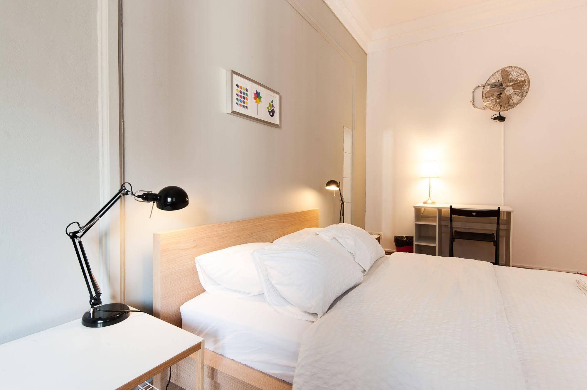 Wow Hostel Barcelona