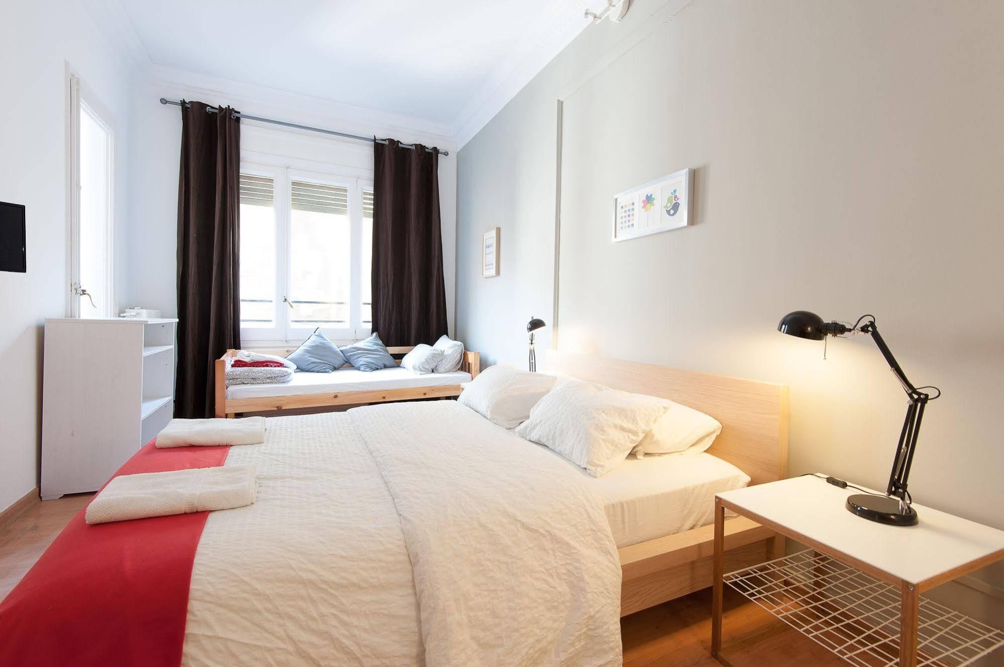 Wow Hostel Barcelona