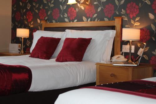 Silver Tassie Hotel