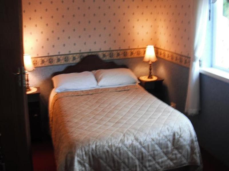 Dawn House B&B