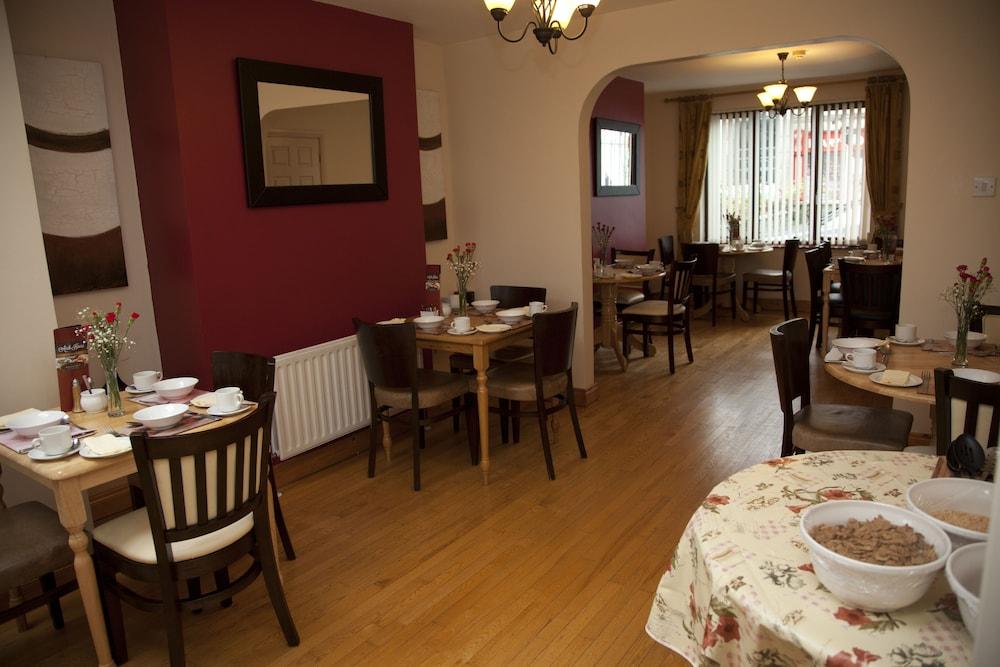 Arch House B&B and Apartments