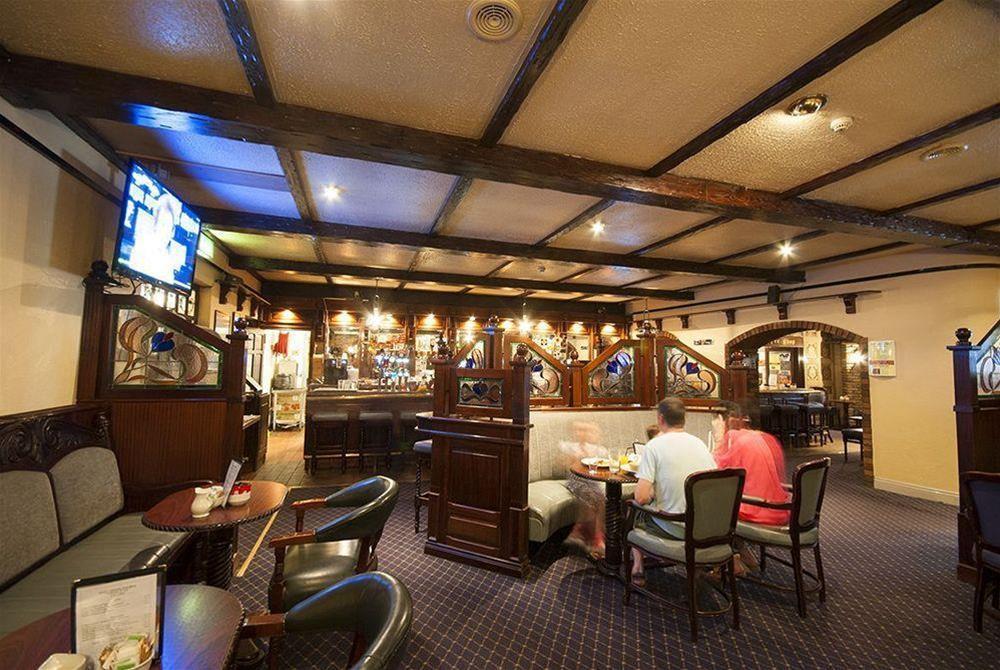 Dooly's Hotel