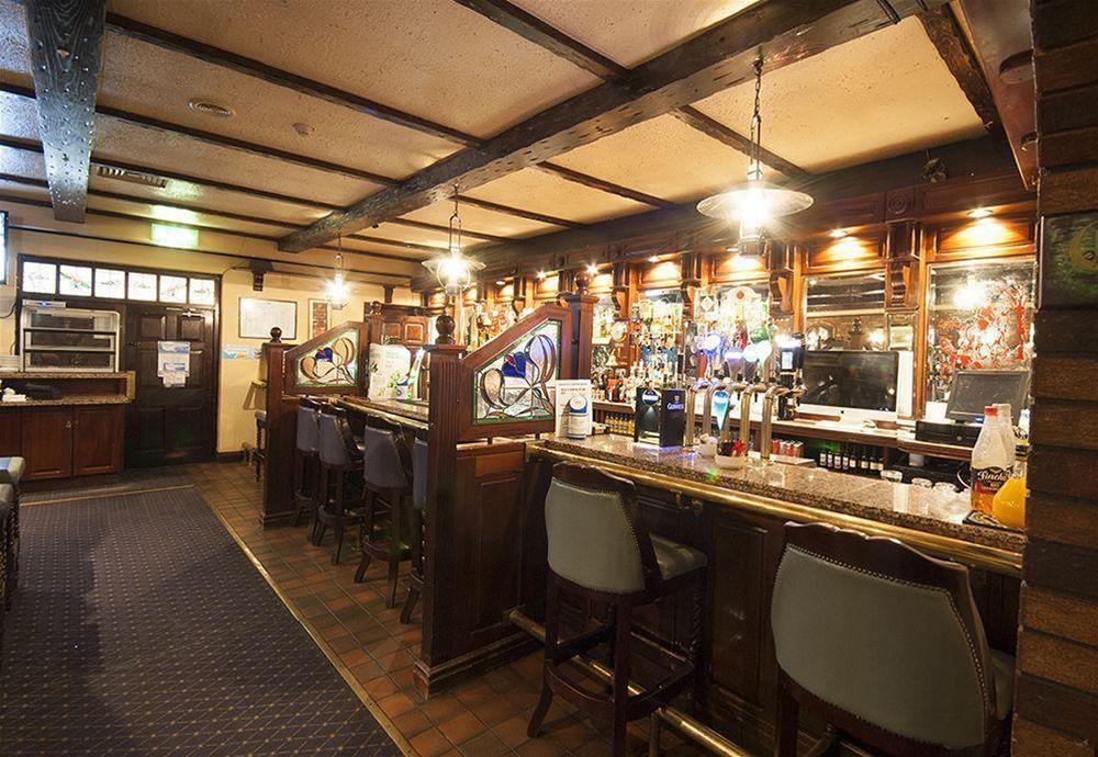 Dooly's Hotel
