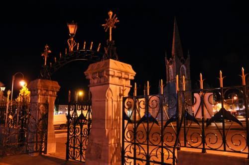 Listowel Arms