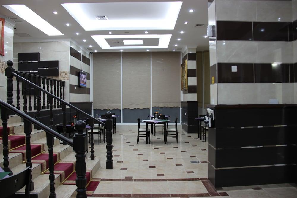 Al Muhanna Plaza Hotel