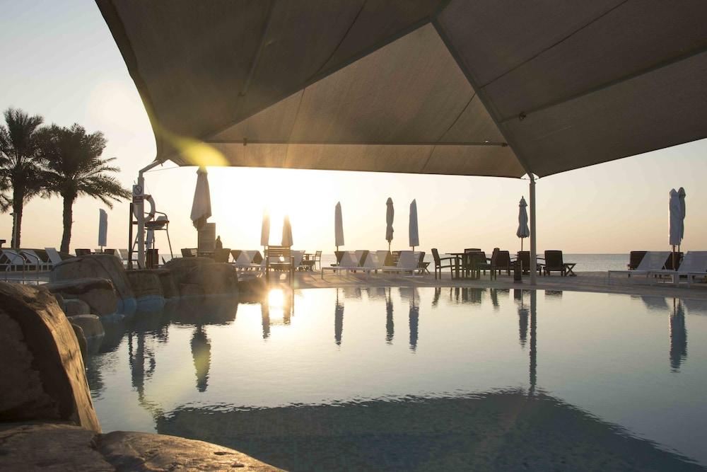 Sealine Beach Resort