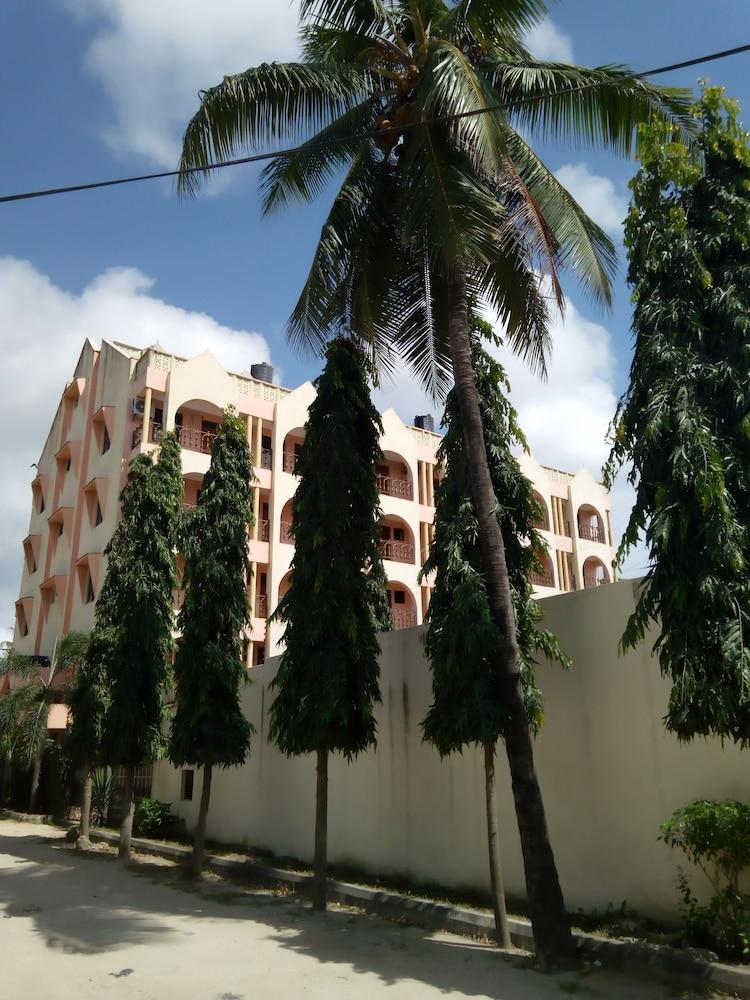 Lambada Holiday Resort