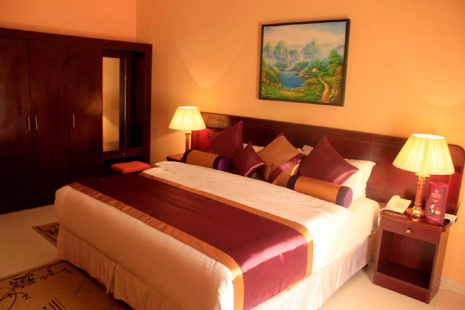 Royal Gardens Hotel