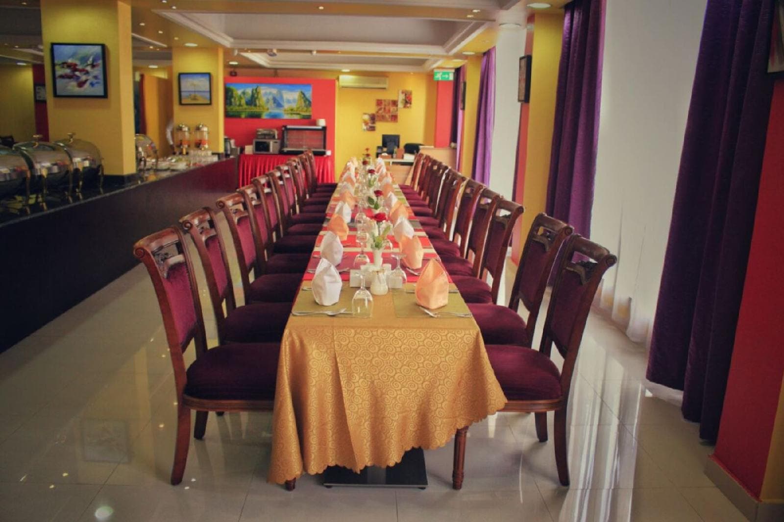 Royal Gardens Hotel