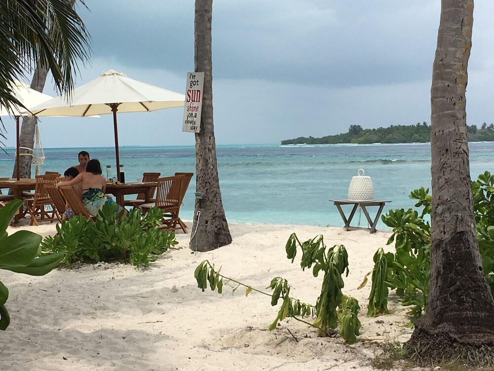 Batuta Maldives Surf View Guesthouse
