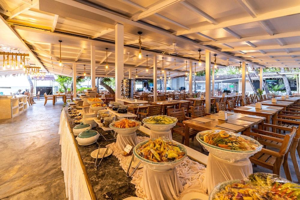 Arena Beach Hotel