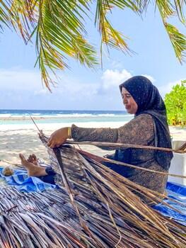 Dhigurah Retreat Beach