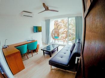 Dhigurah Retreat Beach
