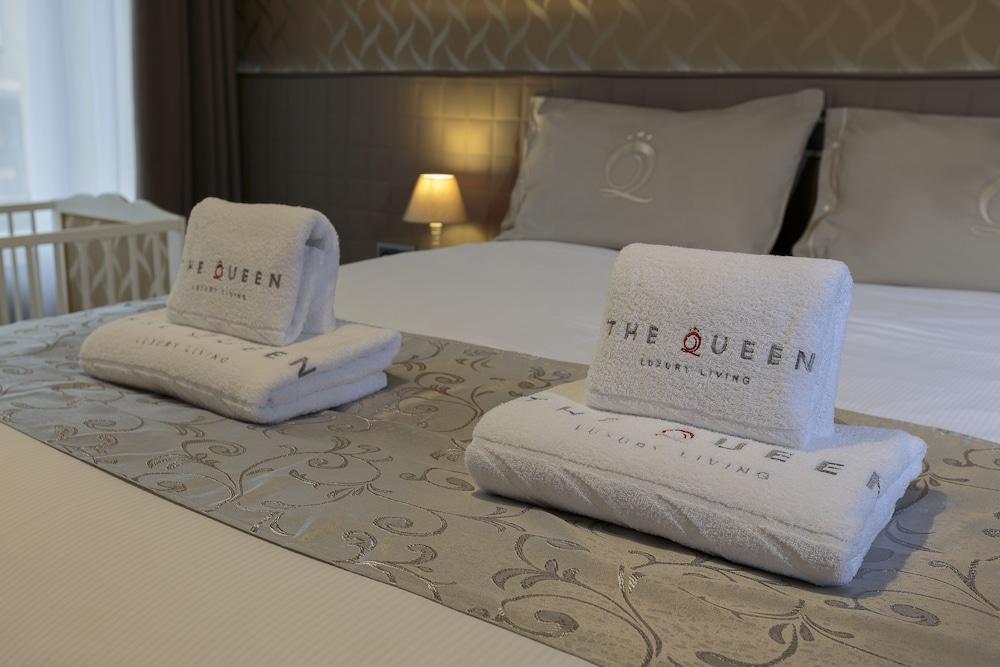The Queen Luxury Serviced Apartments - Villa Liberty