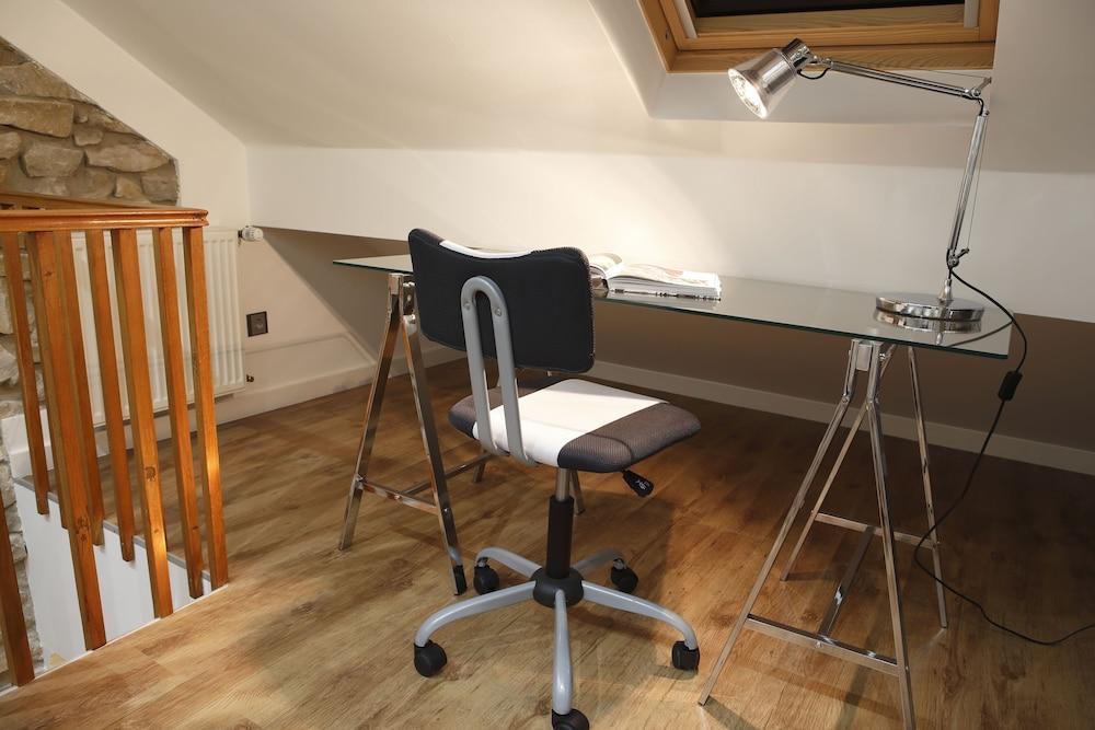 The Queen Luxury Serviced Apartments - Villa Liberty