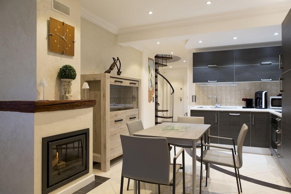 The Queen Luxury Apartments - Villa Cortina