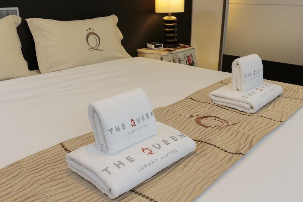 The Queen Luxury Serviced Apartments - Villa Marilyn