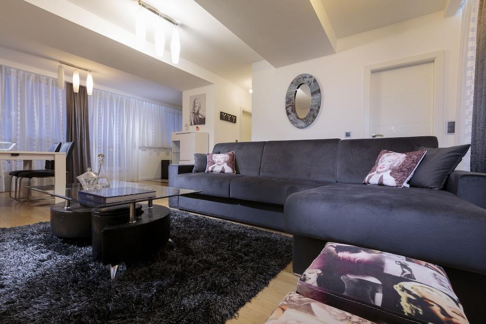 The Queen Luxury Serviced Apartments - Villa Marilyn