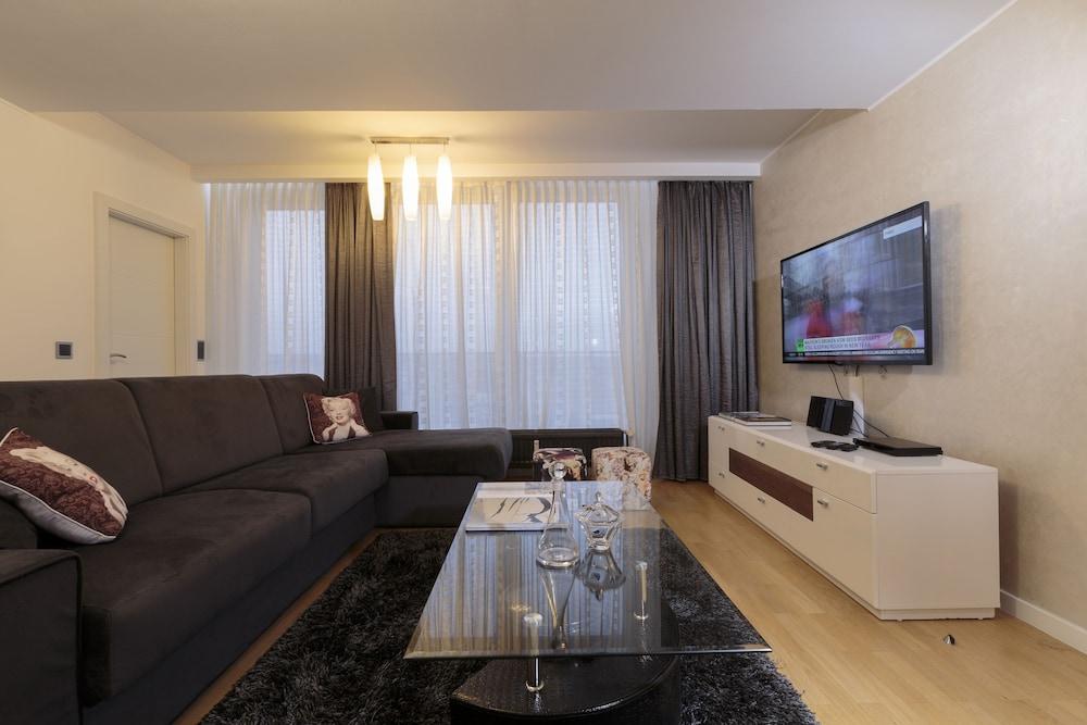 The Queen Luxury Serviced Apartments - Villa Marilyn
