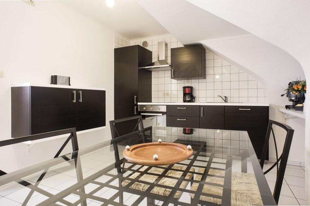 The Queen Luxury Serviced Apartments - Villa Medici