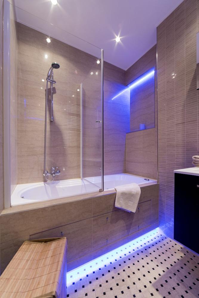 The Queen Luxury Serviced Apartments - Villa Medici