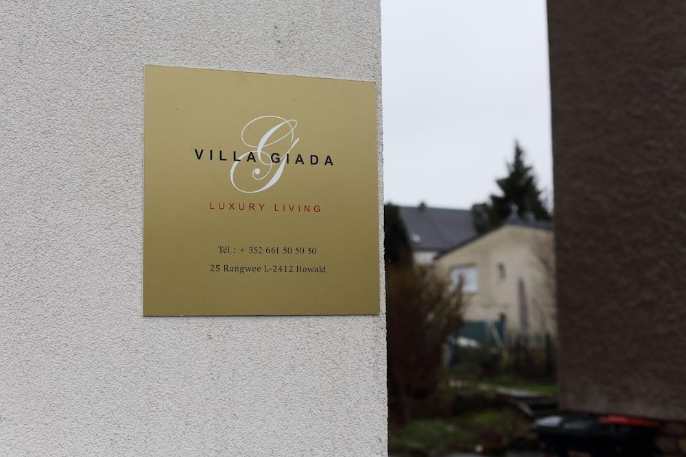 The Queen Luxury Apartments - Villa Giada