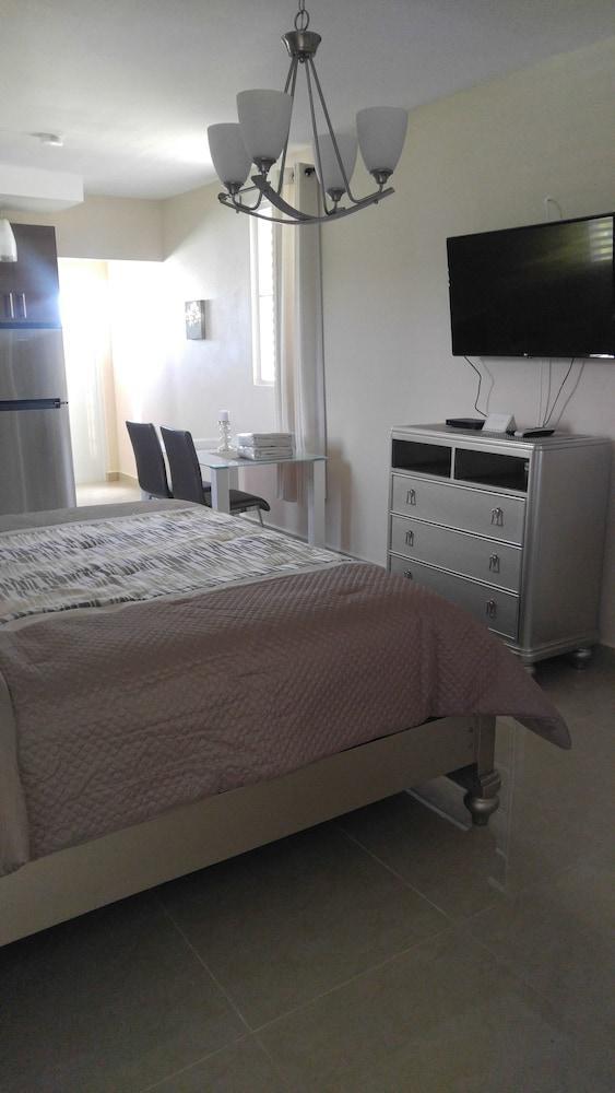 Hillbay View Villas