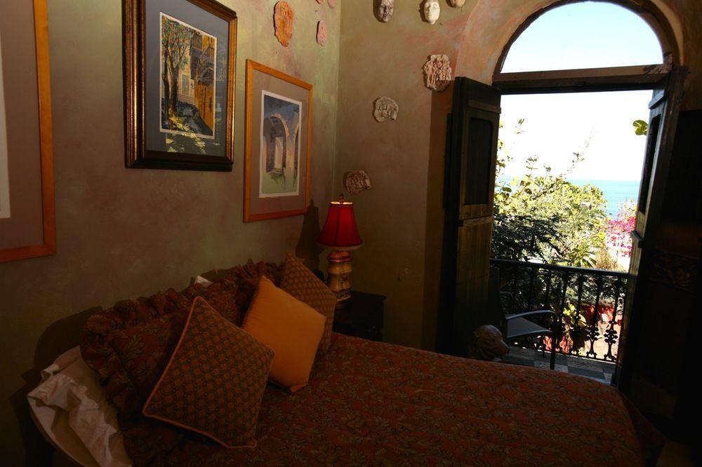 The Gallery Inn