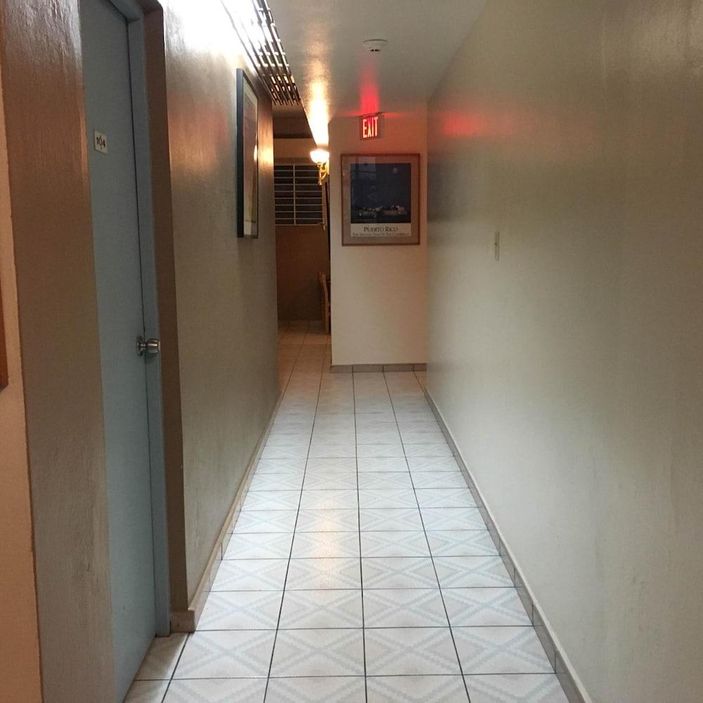 Borinquen Beach Inn