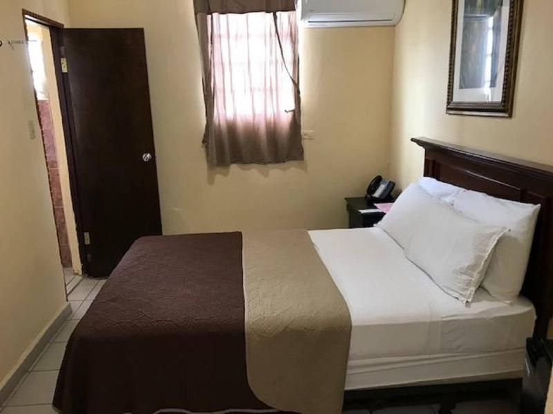San Jorge Hotel & Hostel
