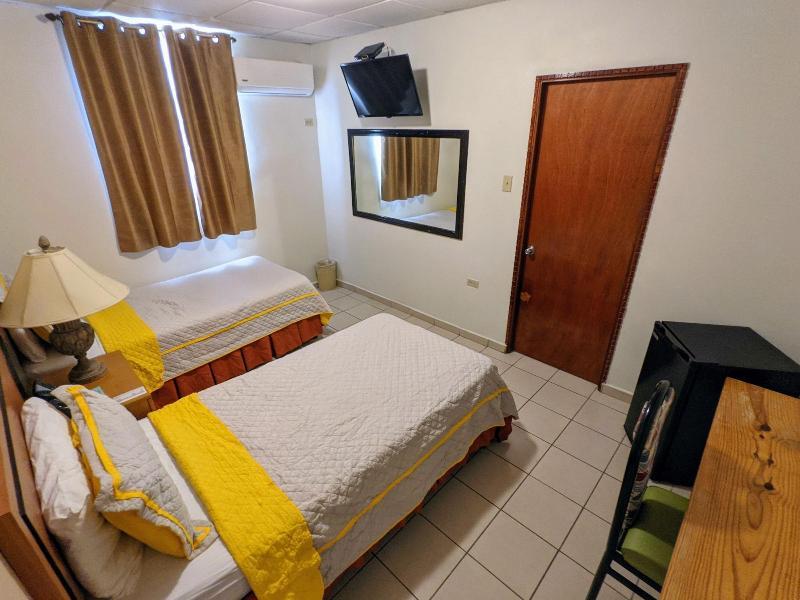 San Jorge Hotel & Hostel