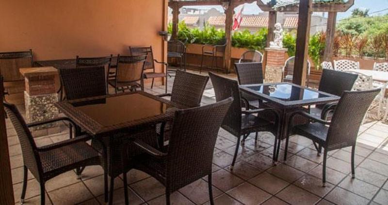 San Jorge Hotel & Hostel