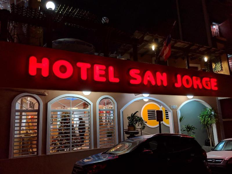 San Jorge Hotel & Hostel