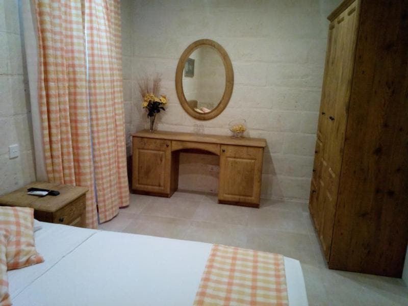 Point de Vue Guest House and Restaurants