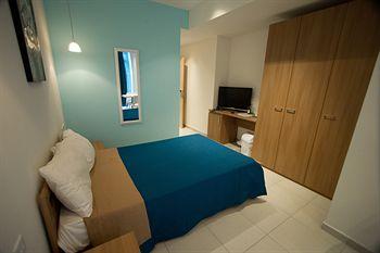 Harbour Lodge
