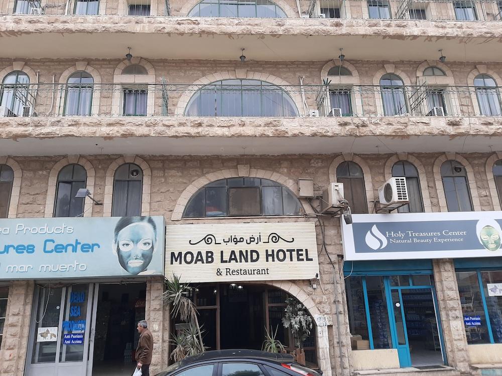 Moab Land Hotel