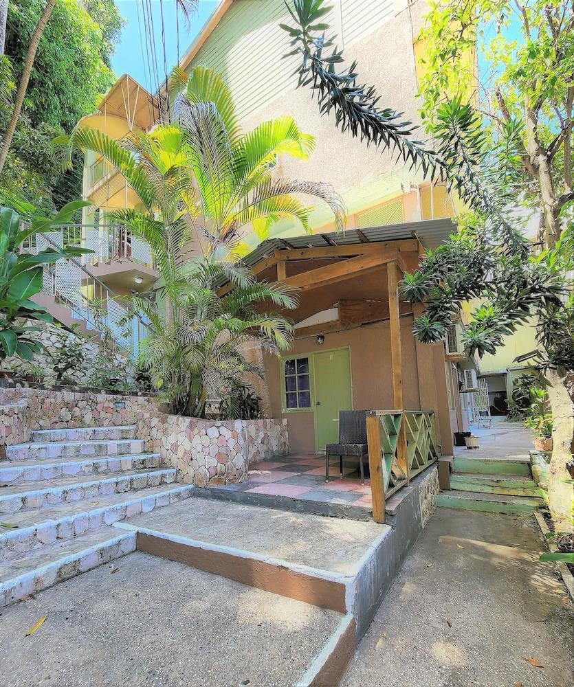 Caribic House