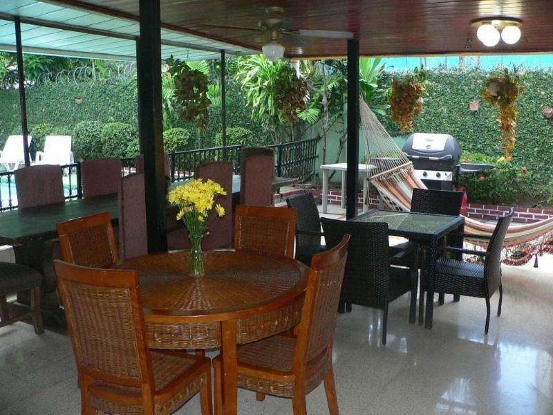 Hostal Cocos Inn