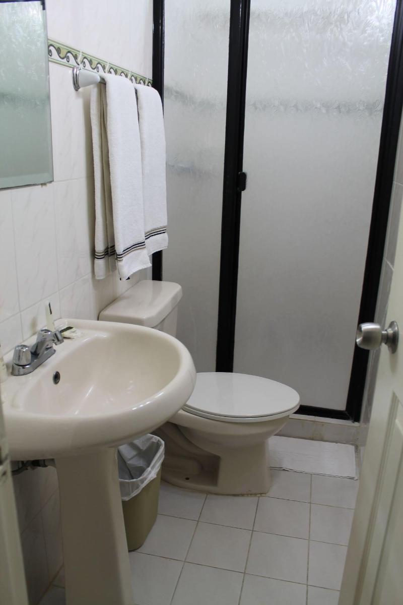 Hostal Cocos Inn