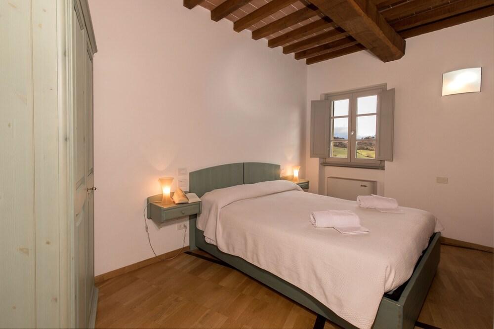 PHI Resort Coldimolino Country House