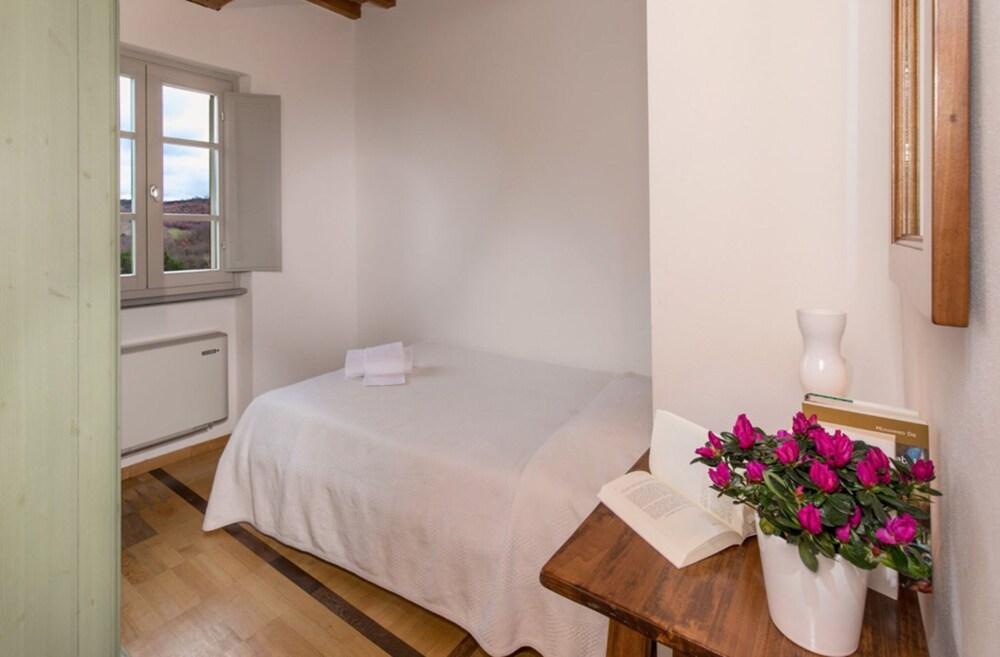 PHI Resort Coldimolino Country House