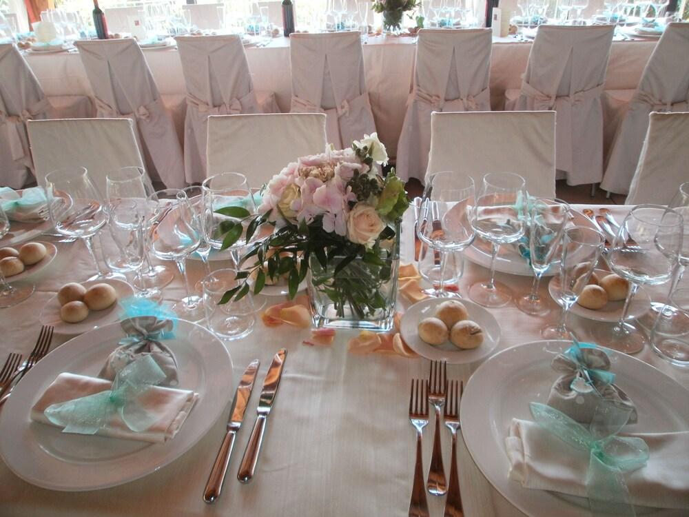 PHI Resort Coldimolino Country House