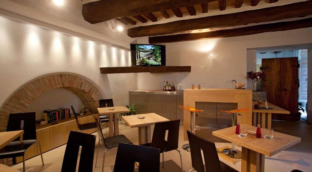 PHI Resort Coldimolino Country House